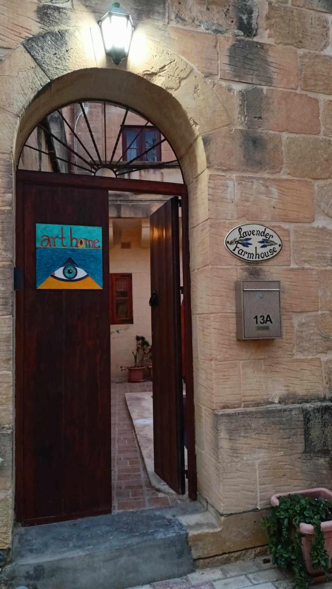 Arthome - Guest Rooms Għarb Esterno foto